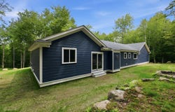 73 Forest Pond Road, New Hampton, NH 03256