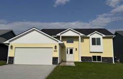 2206 Anchorage Drive, North Mankato, MN 56003