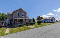100 Rose Lane, Old Forge, PA 18518