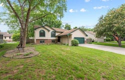1217 88th Avenue N, Brooklyn Park, MN 55444