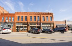 327 E Walnut Street, Springfield, MO 65806