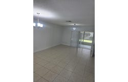 2886 Fernley Drive E, West Palm Beach, FL 33415
