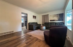 3218 SW 2nd Street, Des Moines, IA 50315