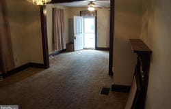 633 E MIDDLE STREET, HANOVER, PA 17331