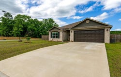 1 Sun Drenched Trail, Conway, AR 72032