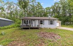 7690 Arrowroot, Gaylord, MI 49735