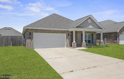 7364 Shearwater Way, Ocean Springs, MS 39564