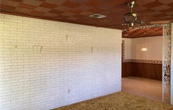 198 Fm 822, Edna, TX 77957