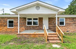 9348 Nc Highway 210, Rocky Point, NC 28457