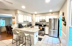6904 COMPTON LANE, CENTREVILLE, VA 20121