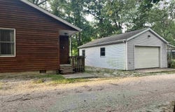 15932 SPRUCE Lane, Girard, IL 62640