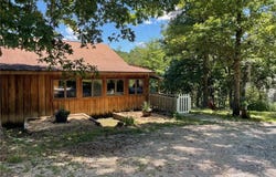 452 Marion County 3048, Yellville, AR 72687