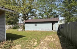 117 NE Georgia Drive, Walnut Ridge, AR 72476
