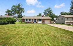 1860 Lancaster Drive, Youngstown, OH 44511