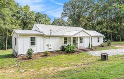 407 Johnstonville Road, Barnesville, GA 30204