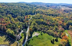 324 JACKSON SQUARE Road, THOMASVILLE, PA 17364