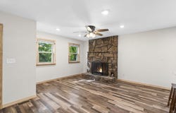 594 Labradore Lane, Lampe, MO 65681