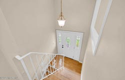 10 Oceanview Avenue, Keansburg, NJ 07734