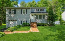 76 W Valley View Dr, Morristown Town, NJ 07960