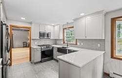 157 Tara Lane, Woonsocket, RI 02895