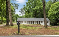 1110 Upper Hembree, Roswell, GA 30076