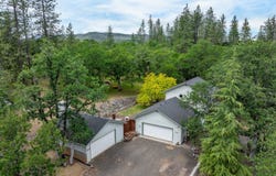 200 Rene Drive, Shady Cove, OR 97539