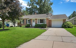1416 W 7th Street, Cedar Falls, IA 50613