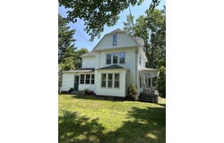 199 Foreside Road, Falmouth, ME 04105