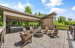 284 Laurel Oaks Way, Gatlinburg, TN 37738