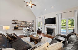 901 Crown Ridge Lane, Powell, TN 37849