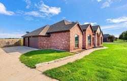 126 Davenport Lane, Waxahachie, TX 75165