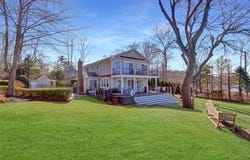 29 Dyke Road, Setauket, NY 11733