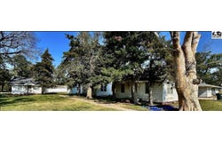 110 E 1st A-F, Haven, KS 67543