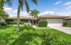 5450 Hawkes Bluff Avenue, Davie, FL 33331