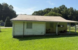 8393 DUNNAVANT ROAD, LEEDS, AL 35094