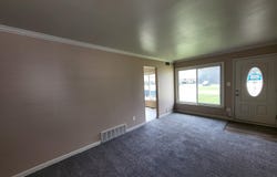 5121 Hubbard Street, Wayne, MI 48184
