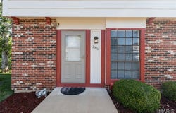 2376 Hiddengarden Court, Ballwin, MO 63021