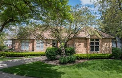1437 Ambleside Circle, Naperville, IL 60540