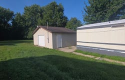 612 E 4th Street, Hartford City, IN 47348