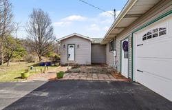 8392 Huff Road, Bellevue, MI 49021