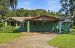 191 Howes Street, Oak Hill, FL 32759