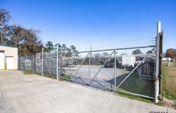 208 W Eastbank Ave, Gonzales, LA 70737