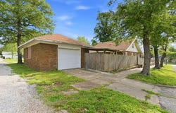 600 N Central Avenue, Monett, MO 65708