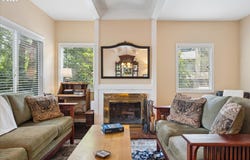 599 WIMBLEDON Ct, Eugene, OR 97401