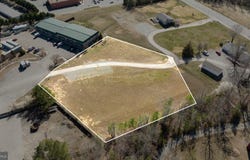 0 COMMERCE WAY, RUTHER GLEN, VA 22546