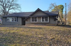 204 Lakeside Drive, West Tawakoni, TX 75474