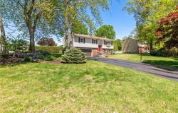 2 Betsy Williams Court, Johnston, RI 02919