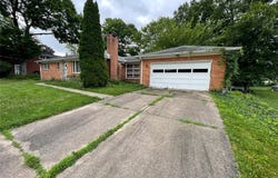 1410 48th Street NW, Canton, OH 44709