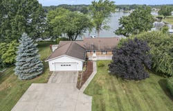 24153 Findley Road, Sturgis, MI 49091