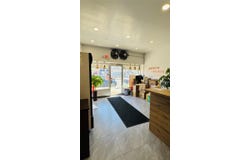 231 Jericho Tpke, New Hyde Park, NY 11040